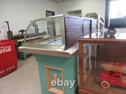 ANTIQUE SHOW CASE CANDY JEWELRY STORE TOBACCO SHOP COLLECTOR DISPLAY Circa 1910
