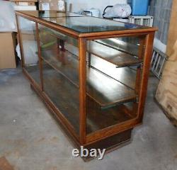 Antique Oak Store Showcase, 6 Feet Long, Detroit Show Case Co. (PICK-UP ONLY!)