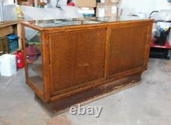 Antique Oak Store Showcase, 6 Feet Long, Detroit Show Case Co. (PICK-UP ONLY!)