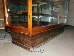 Antique Oak Store Showcase, 6 Feet Long, Detroit Show Case Co. (PICK-UP ONLY!)