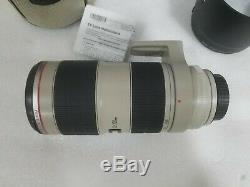 Canon EF70-200mm f/2.8l IS II 2 USM Camera Lens withSoft Cover Case Store Display