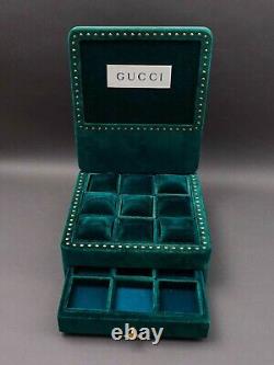 Gucci Vintage Green Velvet Watch Jewelry Store Display Case Bee Logo