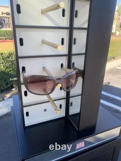 Juicy Couture Sunglasses 2pc Store Display Stand Case 59in H Key Lock