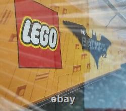 LEGO Batman Store Display Rare Find #6192652 Mod#E321427Case OnlyCareful