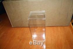 LOT OF 30 CLEAR ACRYLIC DISPLAY CASES BEANIE BABY DISPLAY STORAGE 8 x 4 x 4