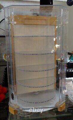 Locking Rotating Jewelry Display Case Retail Store EXCELLENT! $100 (Redlands)