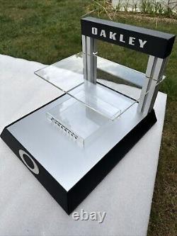 Oakley Countertop Display Case Stand SUNGLASSES Metal + Plexiglass Store Exhibit