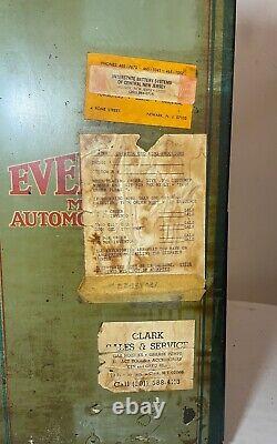 Rare vintage Mazda Eveready automobile lamp bulb store countertop display case