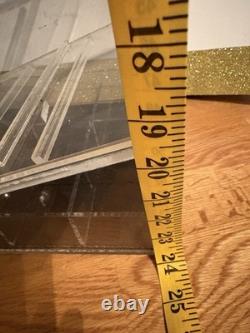 Scott USA Display Case with Lock and Key Included Clear Acrylic