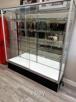 Store glass display cases