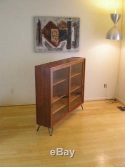 Teak Hundevad Bookcase Display Case Credenza Danish Modern Storage Mid Century