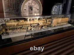 Train Display Case HO Scale 30 Acrylic Railroad Model Locomotive USA Cabinet