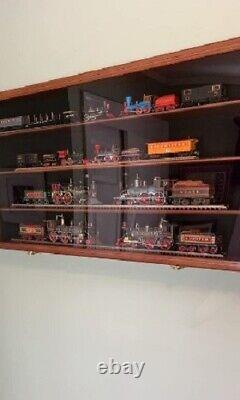 Train Display Case O Scale Cherry Railroad Model Locomotive Wood Rack Cabinet