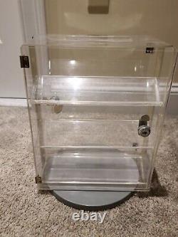 Vintage Lucite Store Counter Top Locking Pocket Watch Rotating Base Display Case