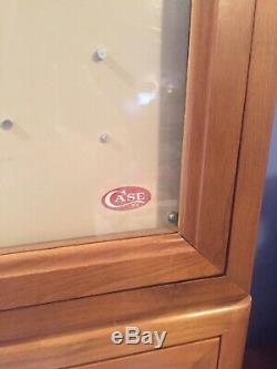 W. R. Case & Sons Cutlery Co. Store Display Case XX Case Select
