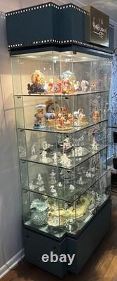 Walt Disney Classics Collection Illuminated Lockable Glass Display Case Drawer
