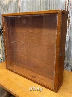 Wooden Frame Vintage Showcase, Retail Store Countertop Display, Collector Case